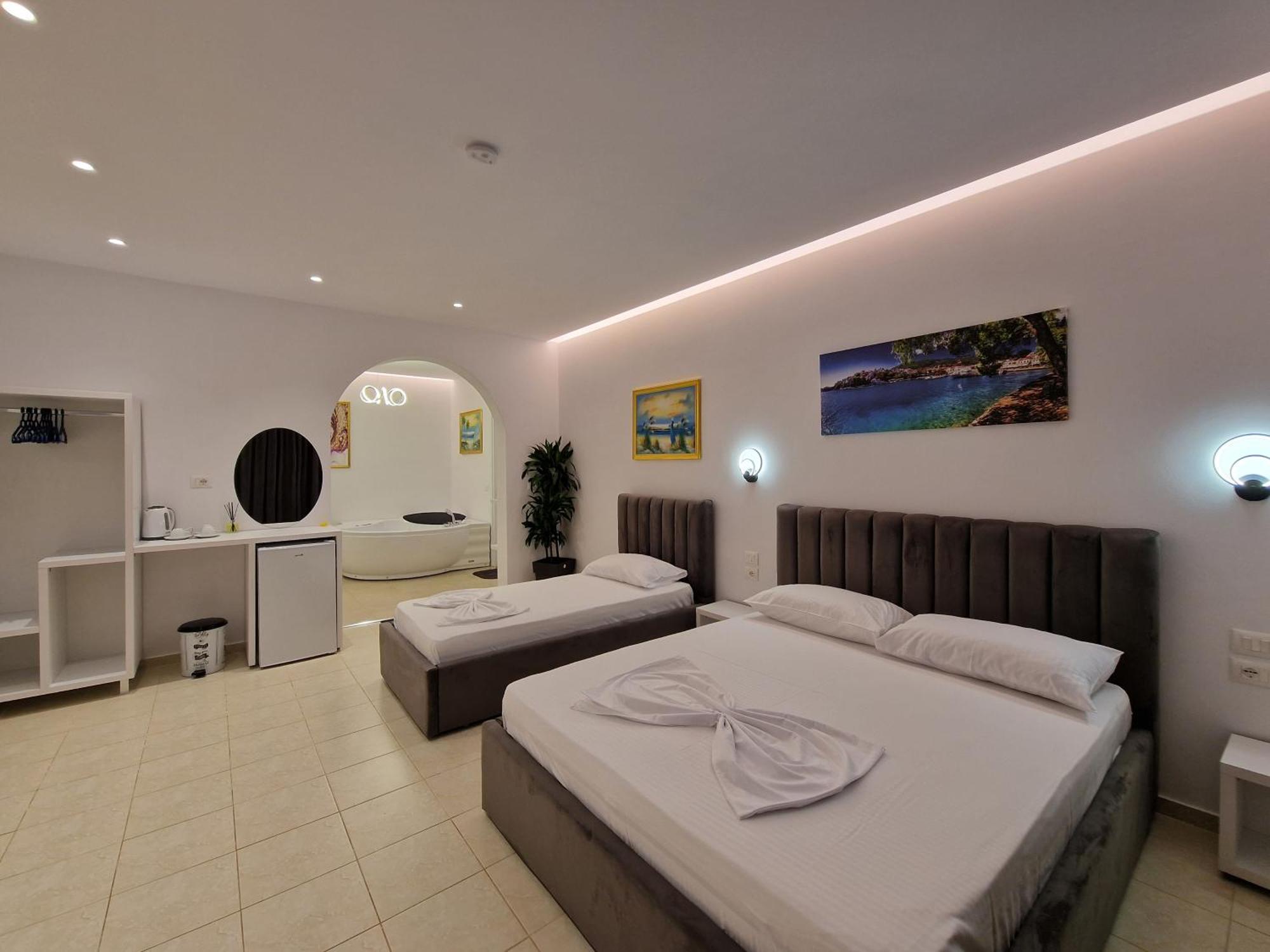 Feniks Hotel Ksamil Zewnętrze zdjęcie