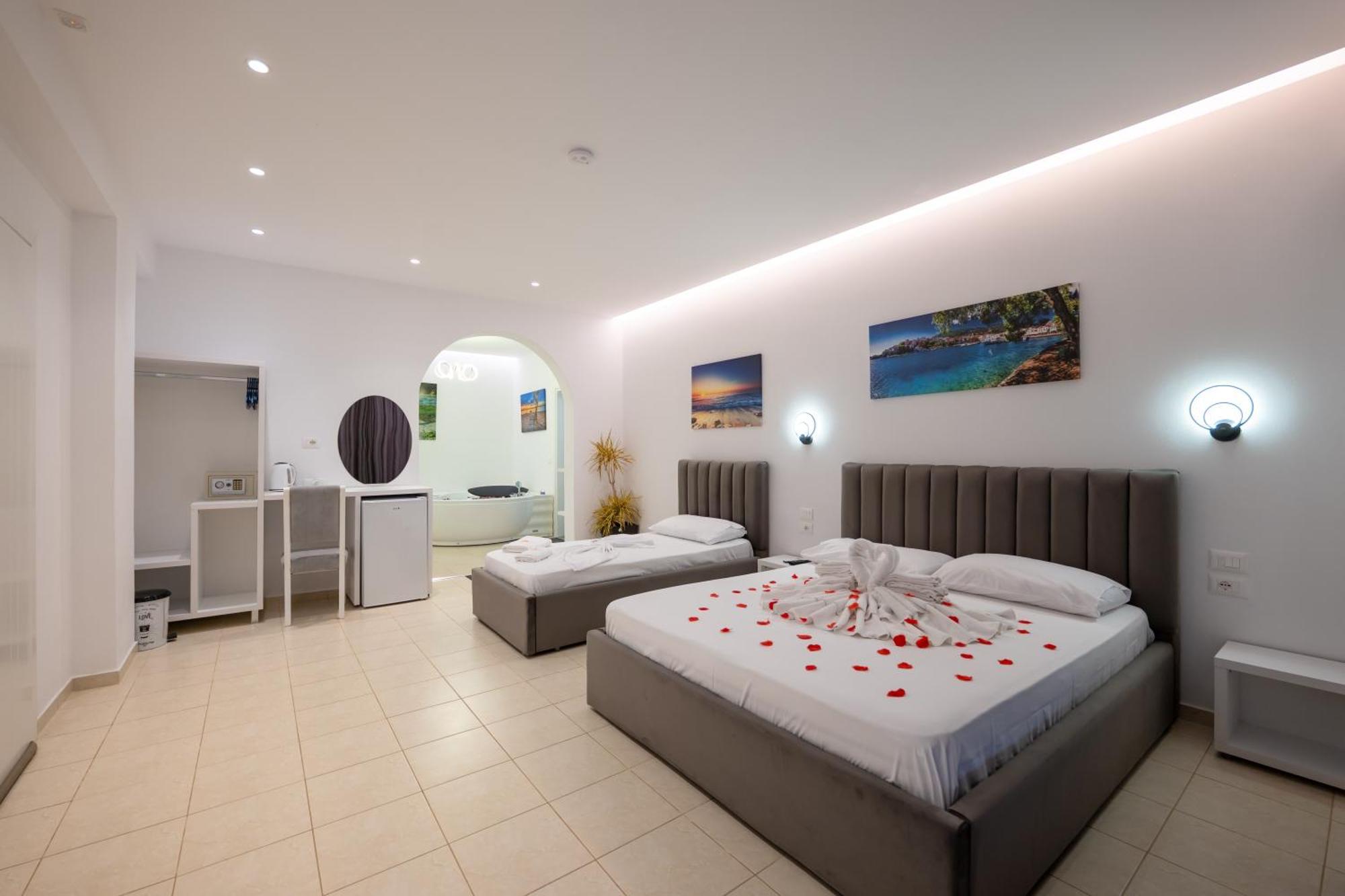 Feniks Hotel Ksamil Zewnętrze zdjęcie