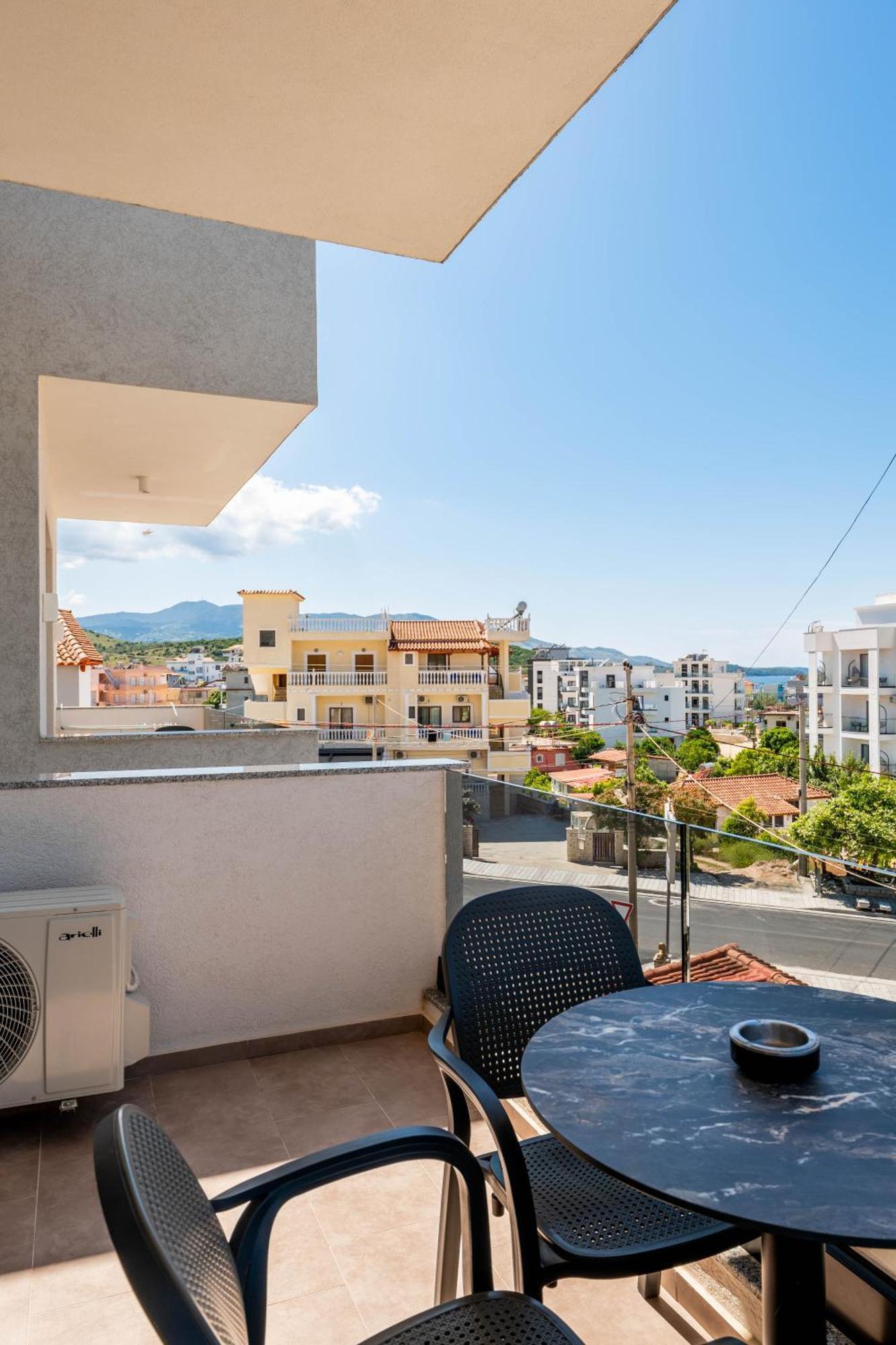 Feniks Hotel Ksamil Zewnętrze zdjęcie